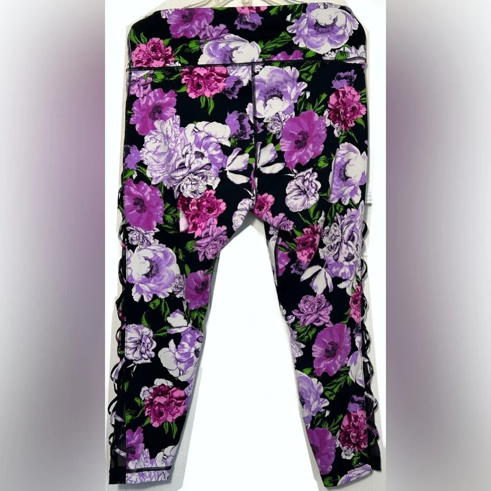 Victoria's Secret RARE Black Floral Lace-Up Leggings 7/8 in length Sz 16 - Picture 3 of 6